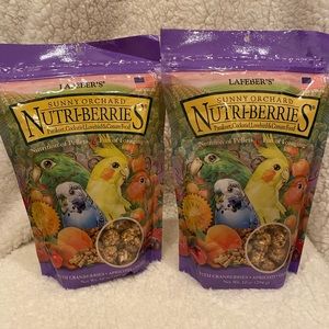 Lafeber’s Nutriberries Sunny Orchard pellets New